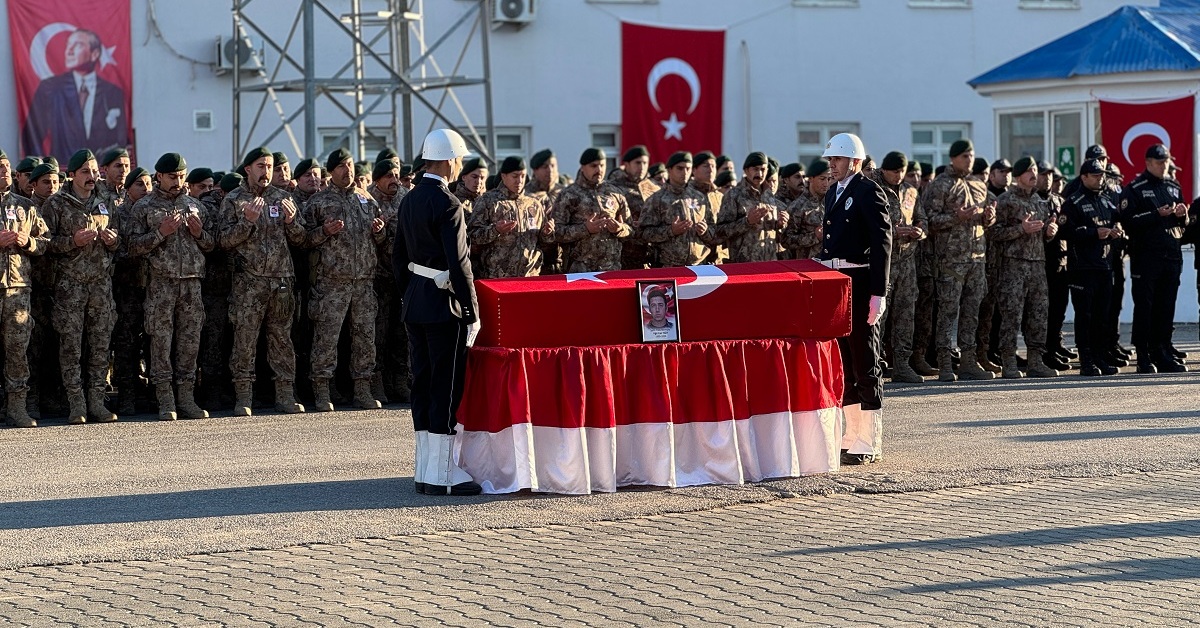 Şehit polis için cenaze töreni