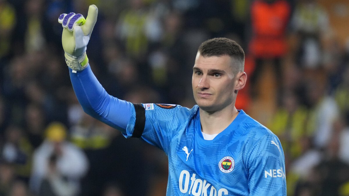 Fenerbahçe’de sakatlık! Dominik Livakovic ve Oğuz Aydın maça devam edemedi