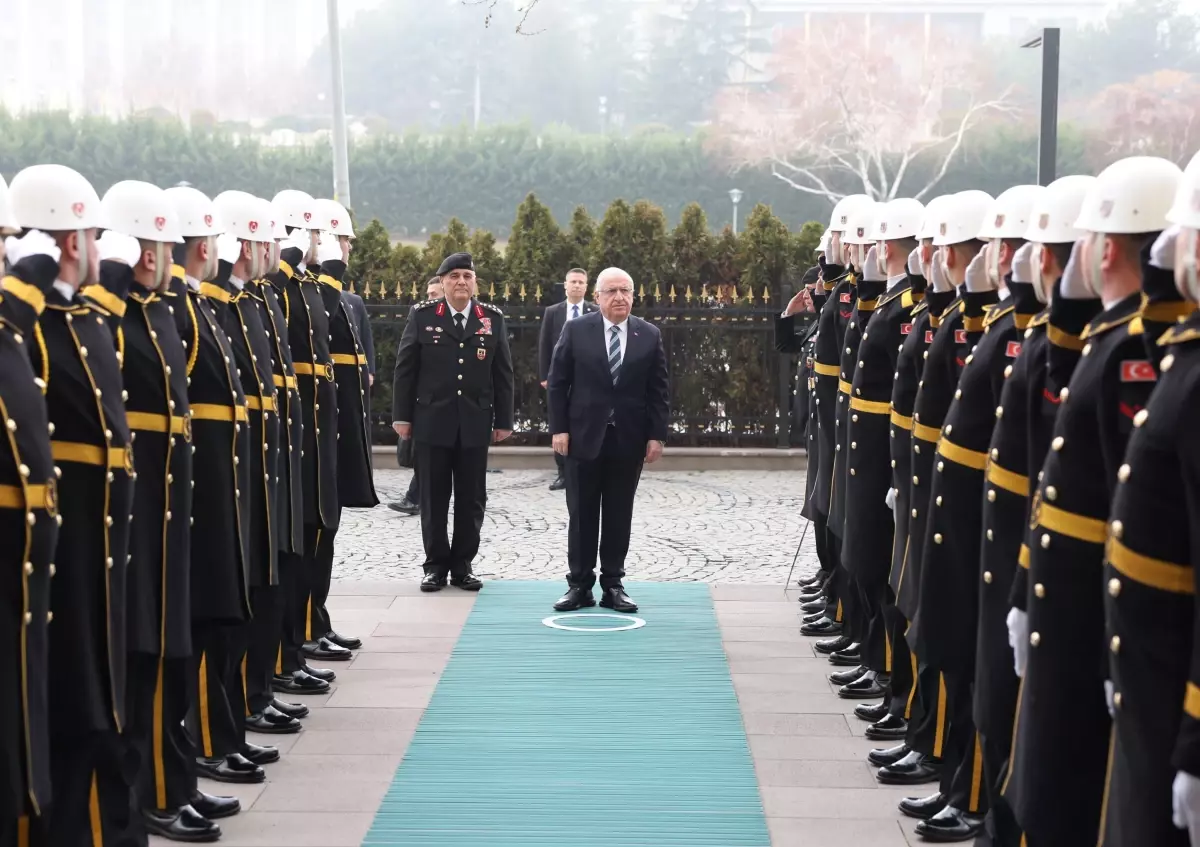 Bakan Güler Jandarma Genel Komutanı Çardakcı’yı Ziyaret Etti