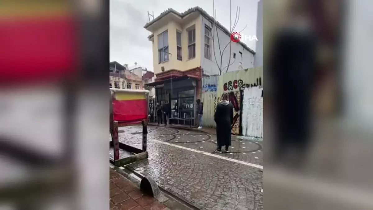 Fatih’te Seyyar Satıcı Öldürüldü