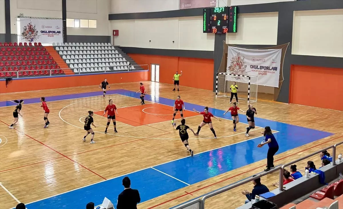 Kırşehir Belediyespor, İzmir’i Devirerek Galip Geldi