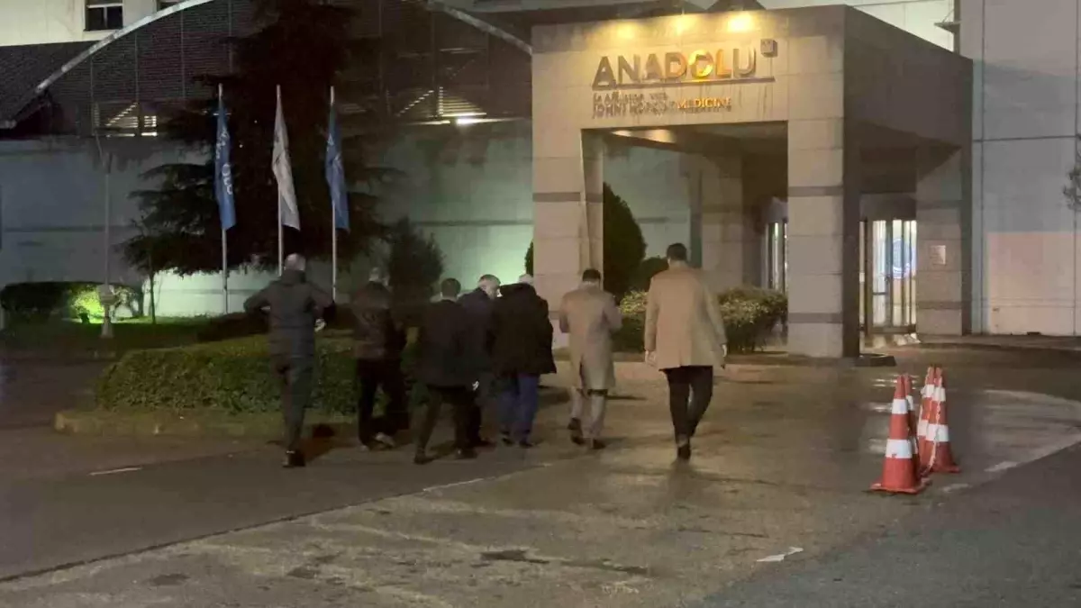Bahçeli Hastanede, Partililer Destekte