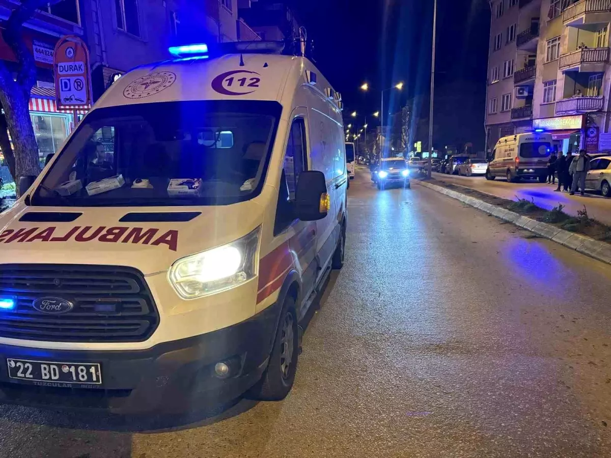 Edirne’de Motosiklet Yayaya Çarptı